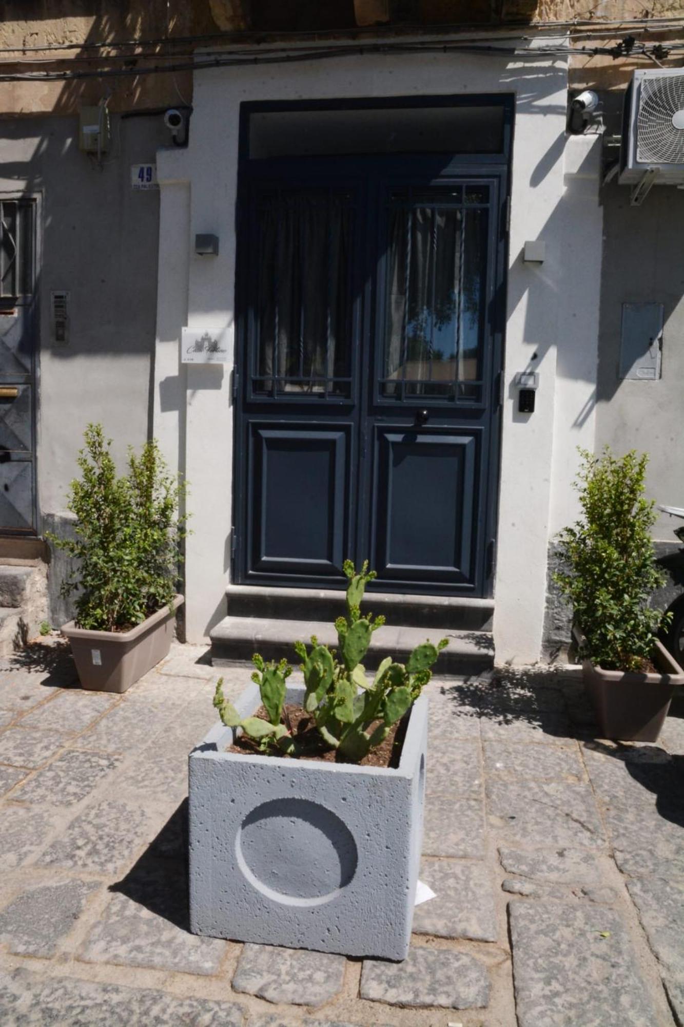 Casa Fortino Aeroporto di Catania Fontana Rossa Esterno foto